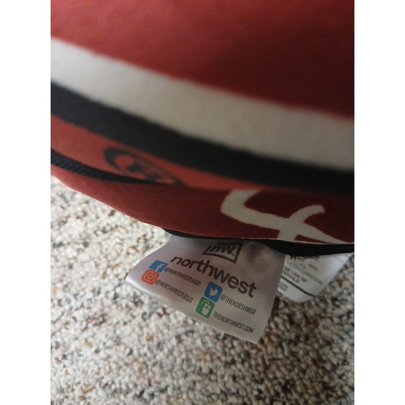 Alabama Crimson Tide Cloud to Go Style Pillow [NEW] NCAA Travel Neck Bed Bedding - Picture 4 of 4